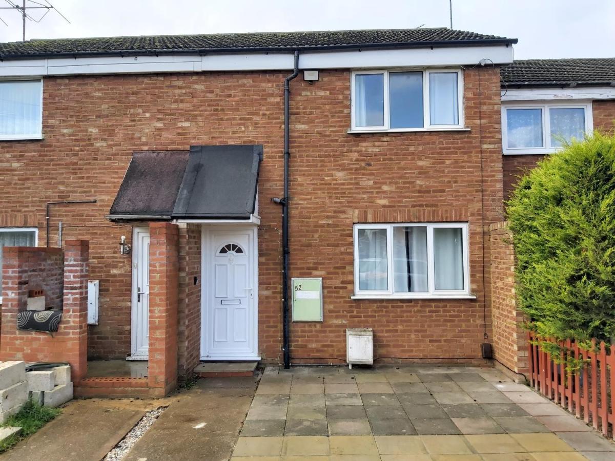 شقة 52 Fenwick Road, Houghton Regis, Dunstable المظهر الخارجي الصورة